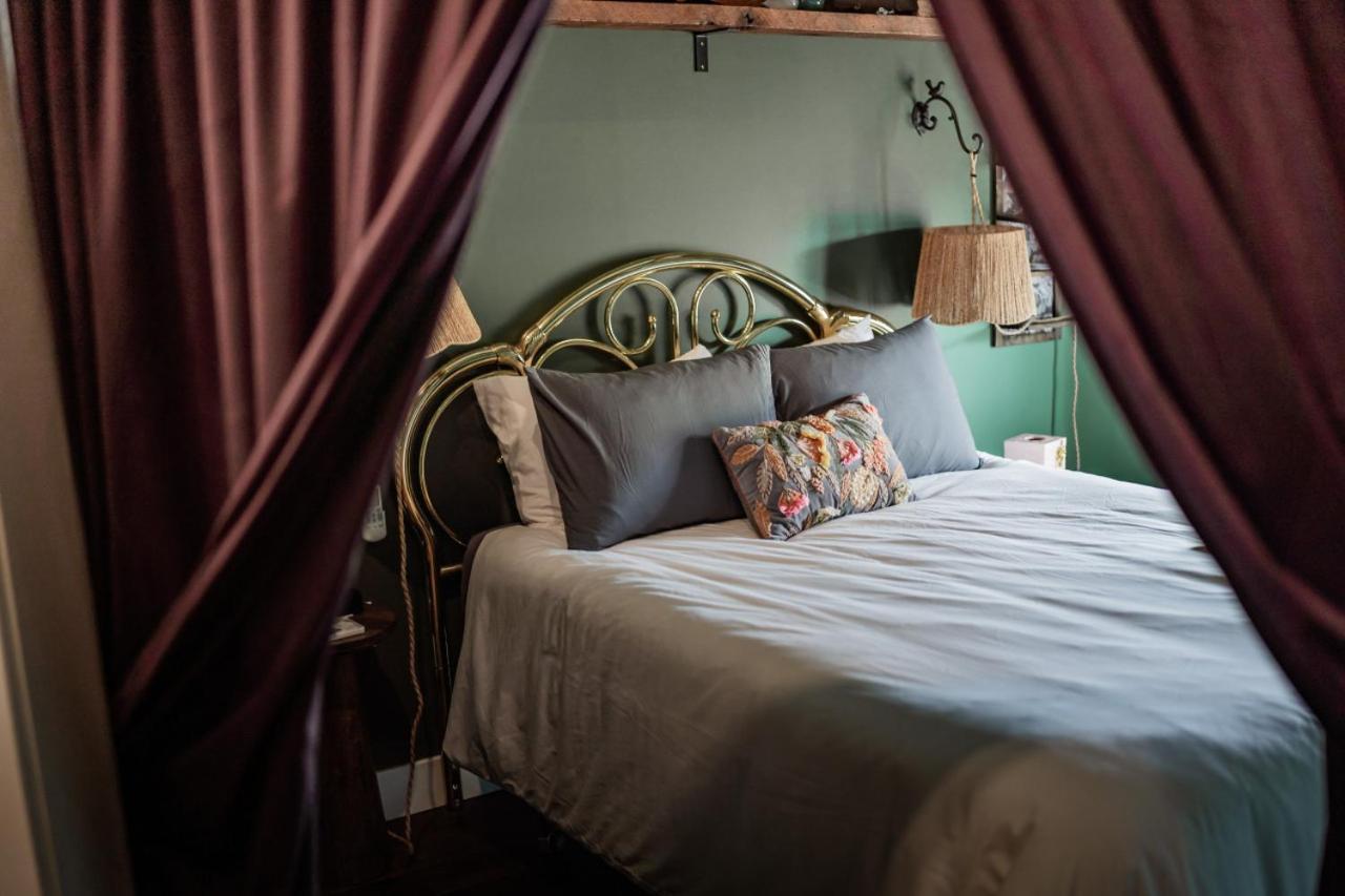 The Atrium - A Boutique Hotel - Suite 17 Perryville Ngoại thất bức ảnh